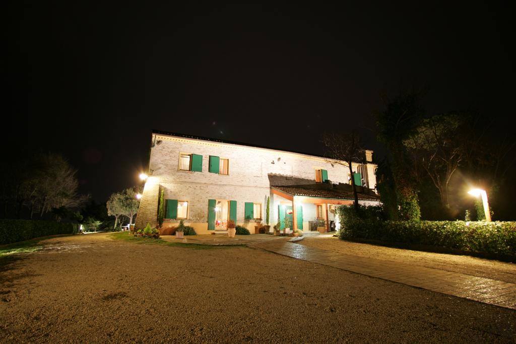 Ristorante Country House Isolabelgatto Villa Fano Eksteriør bilde